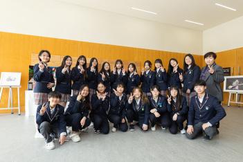 2023 ��ȭ�� �����̾߱� '�︲�� �׸�' ÷���̹���