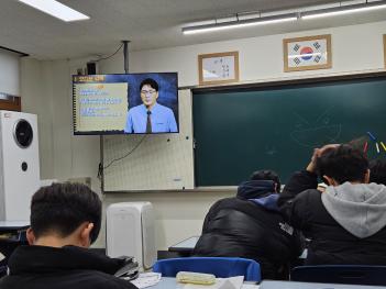 2025 ���� Ư�� (2025.12.23.)�� �̸����� �̹���