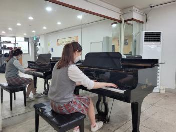 2022�г⵵ �Ƹ��ٿ� �Ҹ� �˳��� ��ȸ �ǽ�... ÷���̹���