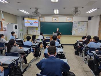 1�г� ���ڿ��汳�� �ǽ� ÷���̹���